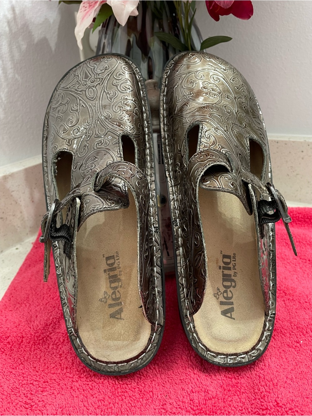 Alegria Metallic Bronze Embossed Mary Jane Clogs Sz 41